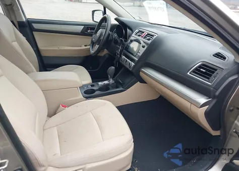 2016 Subaru Legacy 2.5I Premium z USA, uszkodzony, nr VIN 4S3BNAF65G3032396